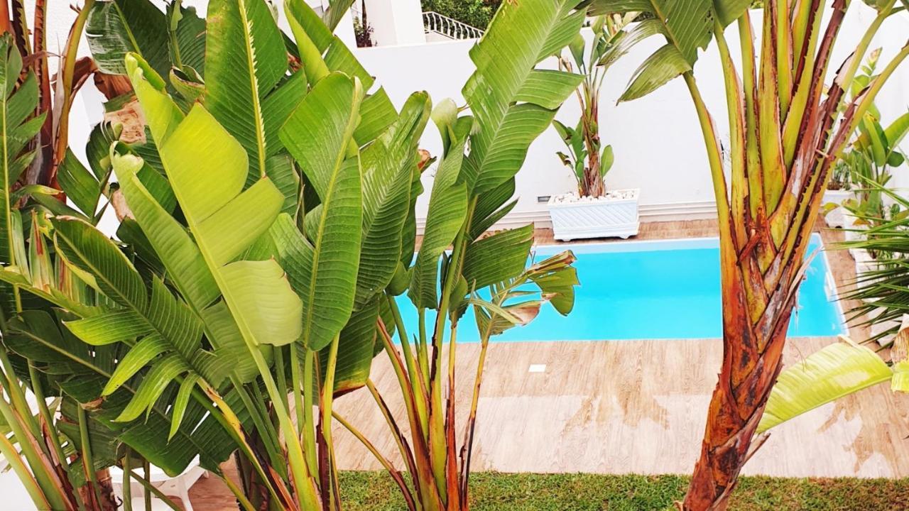 Maison Plain-Pied Avec Piscine Chauffee Tunis Exterior photo